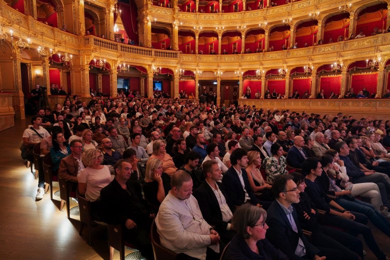Telt házas gálaműsorral ünnepelték Budapesten az Andrássy úti dalszínház megnyitásának 140 éves jubileumát •  Fotó: Nagy Attila / Magyar Állami Operaház