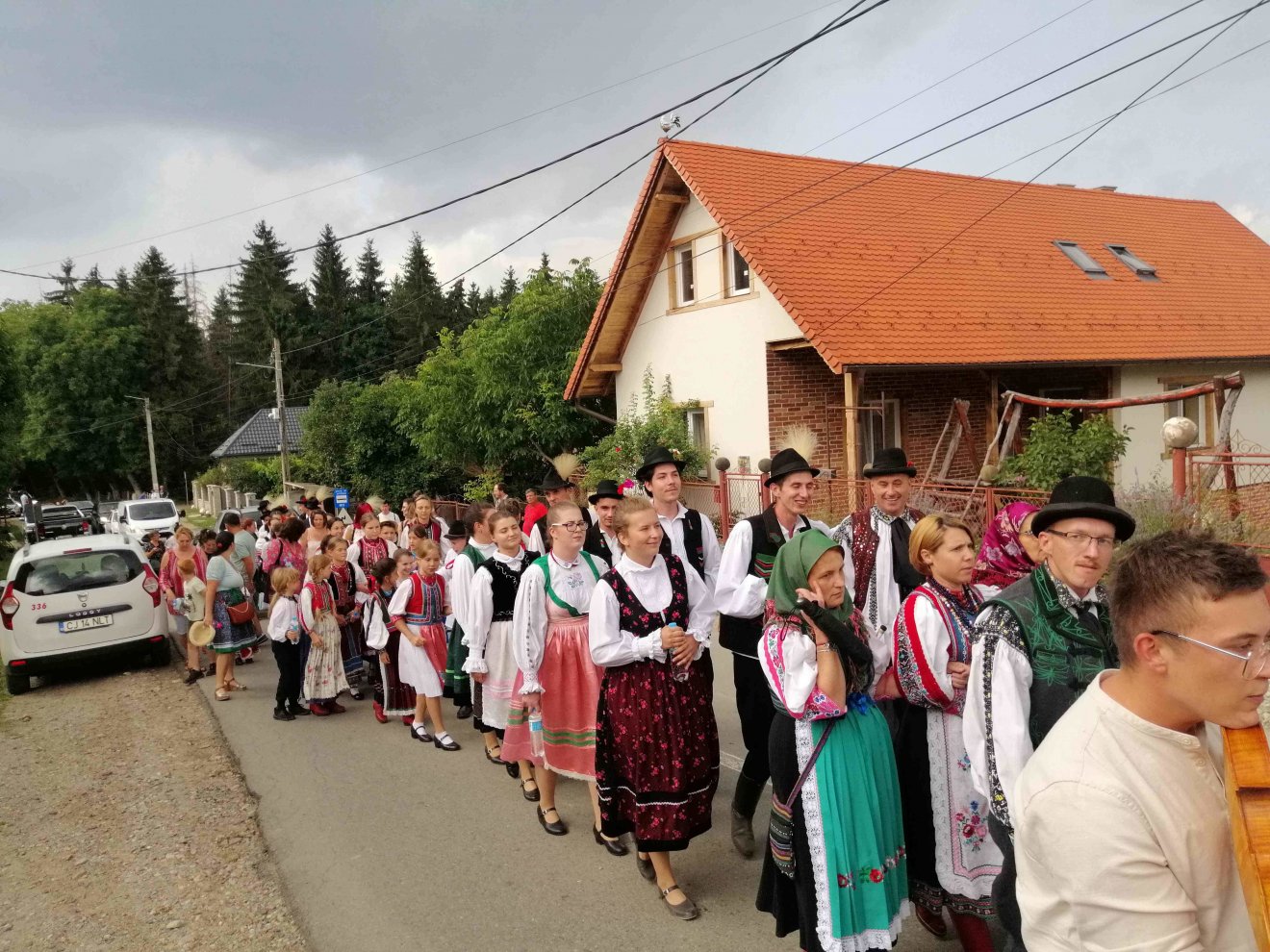 Felvonulás népviseletben a györgyfalvi falunapon •  Fotó: Soós Sándor