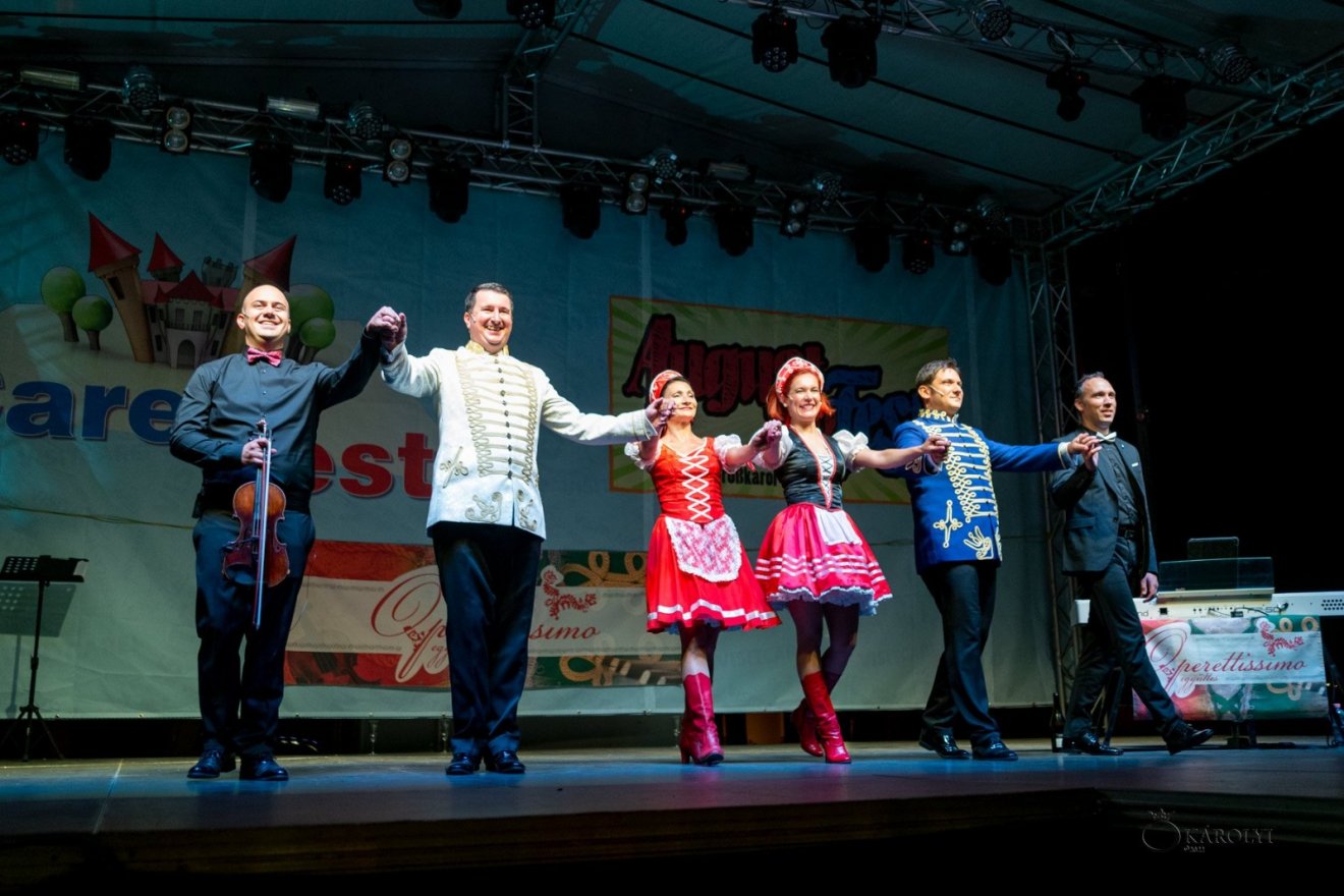 •  Fotó: Operettissimo