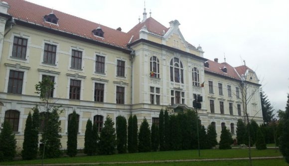 A működő, de nem létező magyar középiskola