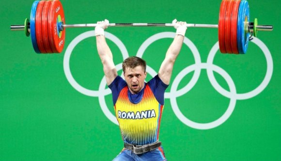 Hét évig nem versenyezhet a doppingoló román súlyemelő