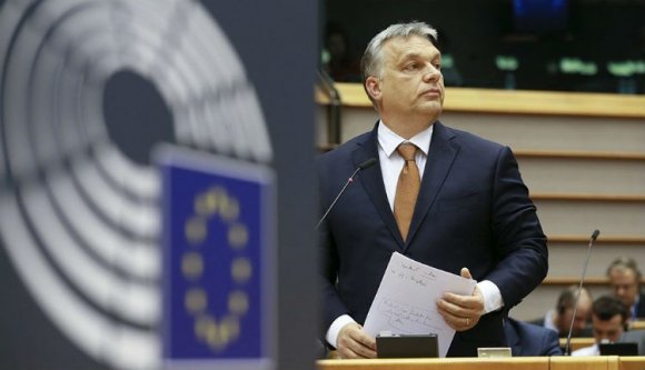 Megintette Orbán Viktort az Európai Néppárt