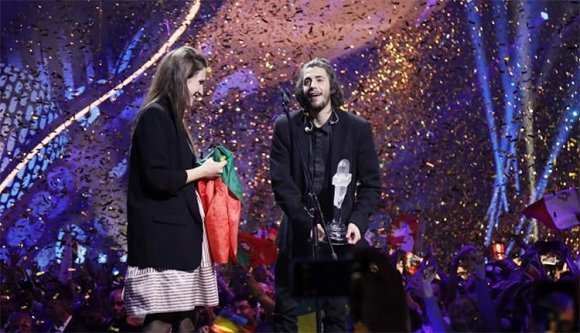 Eurovízió: Románia hetedik, Magyarország nyolcadik lett