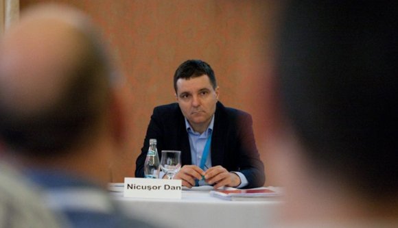 Az USR „új” elnöke: Nicuşor Dan
