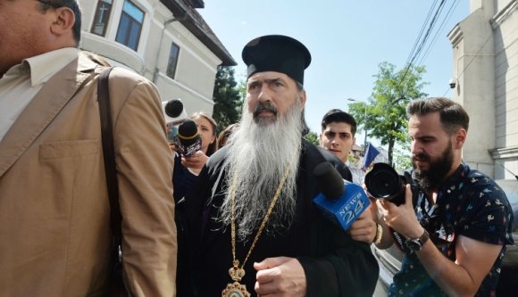 Házi őrizetbe helyezné a DNA Konstanca ortodox érsekét