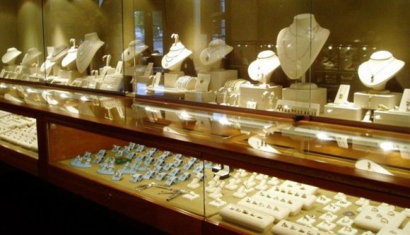 Százezer eurót érnek a Temesváron ellopott ékszerek