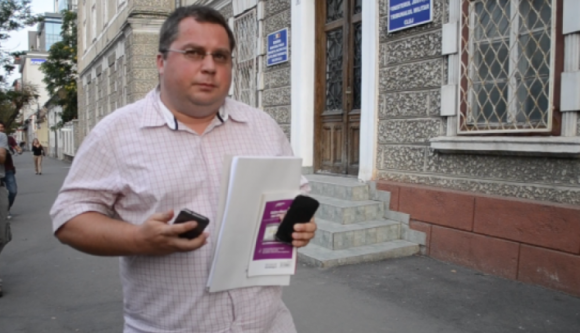 Mintegy 300 000 embert hallgattak le. Ön vajon köztük volt?