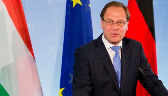 Navracsics: őrizzük nemzeti identitásunkat, de tanuljuk meg egymás nyelvét