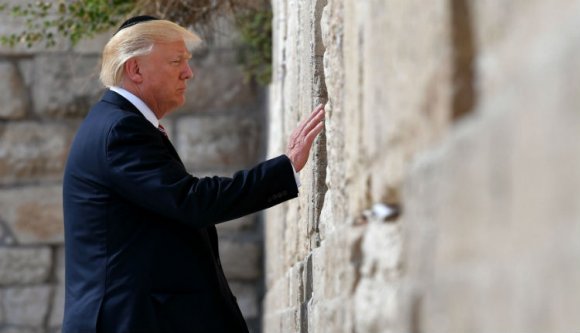 Odalett Trump harciassága Izraelben