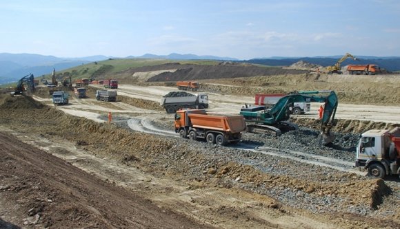 Dolgozzanak vagy fizessenek: Grindeanu megfenyítette az autópálya-építő cégeket