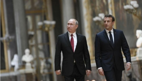 Trianonban járt Putyin