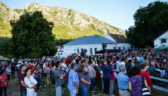 Eláraszt bennünket jó koncertekkel a Duna