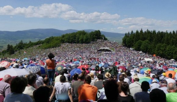 A megbékélés és a viszálykodás megszüntetése Csíksomlyó idei üzenete