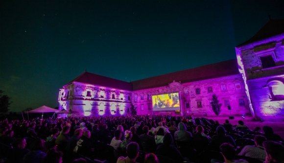 Szédületes sebességgel pörög a TIFF