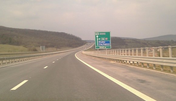 Újabb autó szállt túl alacsonyan az észak-erdélyi autópályán