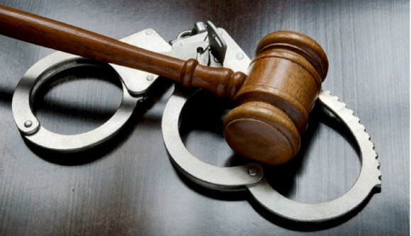 Életfogytiglant kapott a barátnőjét megfojtó romániai férfi