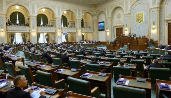 Az RMDSZ átnyomott két olyan törvényt, amely benne volt a hisztipakkban