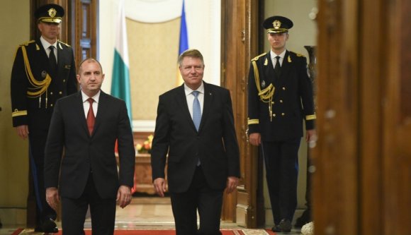 Román módszerrel irtanák a bolgár korrupciót