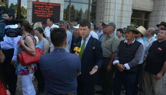 Borboly bekeményít: azonnal bocsássák ki a kilövési rendeletet