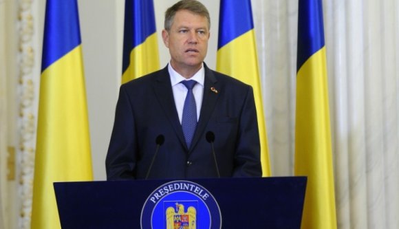 Iohannis: Ünnepelni tudunk, autópályákat építeni nem