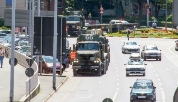 Amerikai katonai kamion balesetezett Nagyszebenben