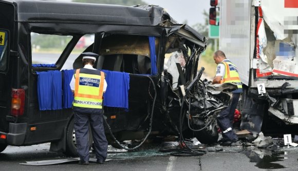 Három román állampolgár halt meg egy balesetben Biharkeresztes közelében