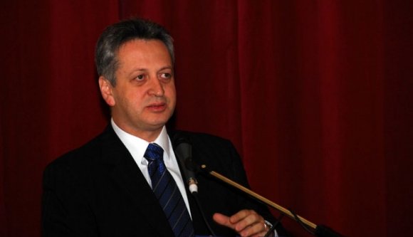 Feltételesen szabadlábra kerül Relu Fenechiu exminiszter