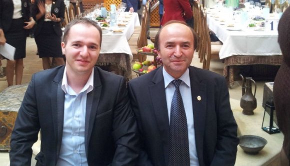 Vitatható körülmények között kapott tanársegédi állást Tudorel Toader fia