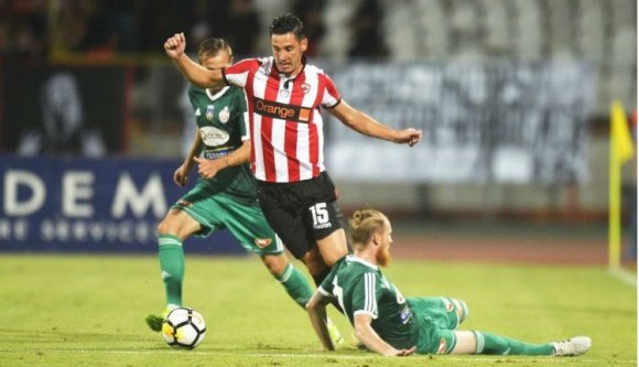 Feljelentik a Dinamo szurkolóit a magyarellenes rigmusok miatt