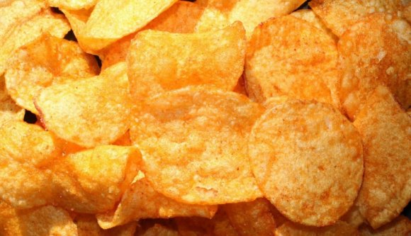 Annyi chipset eszünk, hogy a székelyeknek hamarabb be kell takarítaniuk a burgonyát