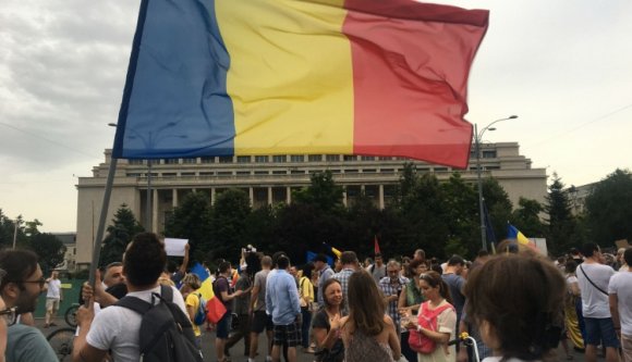 Ismét tüntettek a kormány ellen Bukarestben