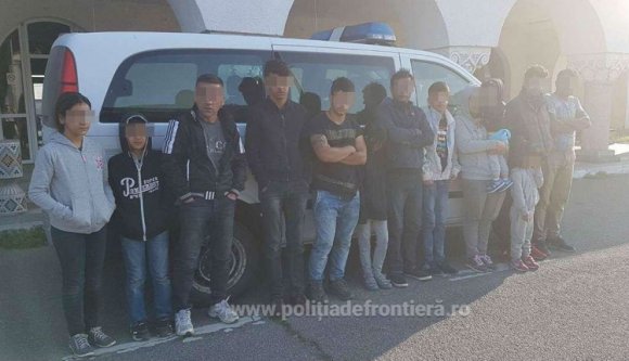 Ázsiai határsértőket fogtak el a borsi határátkelő közelében