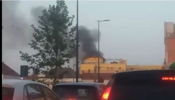 Kigyúlt egy épület Kolozsvár belvárosában