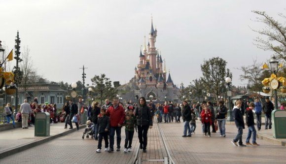 Egymillió eurónyi értéket lopott össze Franciaországban egy romániai klán