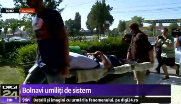 Hordágyon várakozásra kényszerített betegek miatt indítottak vizsgálatot