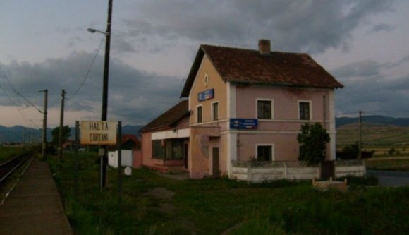 Vonattal ütközött egy traktor Csíkkarcfalva közelében