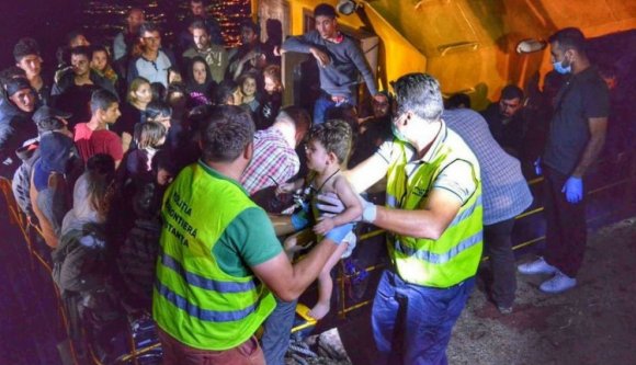 Közel 160 migráns érkezett hajóval Romániába