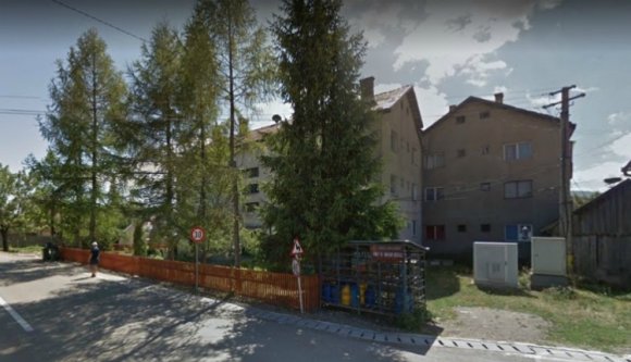 Ismeretlen férfi holttestet találtak a tűzoltók egy csíkszentsimoni lakástűzben