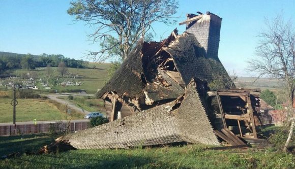 Az Isten házát sem kímélte a vihar a szilágysági Vaskapun