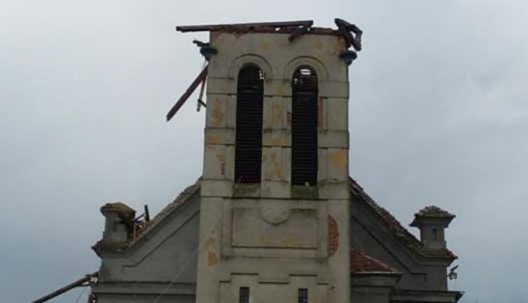 Budapest enyhíti az erdélyi műemléktemplomokban okozott kárt