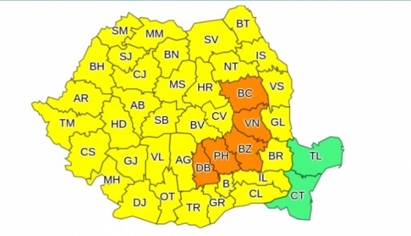 Durva időt jósolnak az egész országban a meteorológusok