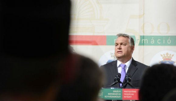 Orbán Viktor szerint a katalán népszavazás spanyol belügy