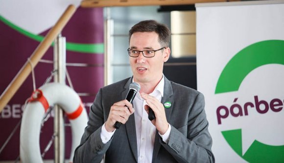 Erdélyben kampányol a Párbeszéd Magyarországért kormányfőjelöltje