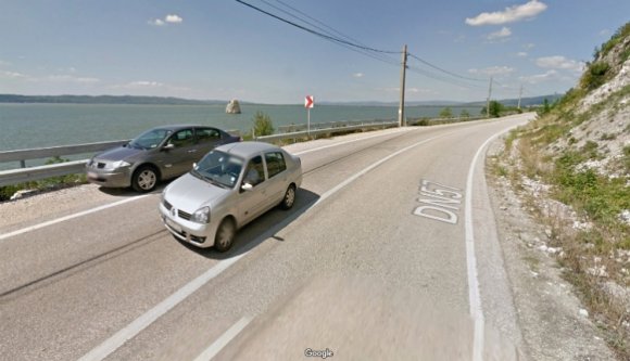 A Dunába zuhant egy autó Lászlóváránál