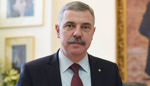 Ennyit keres tanácselnökként Tamás Sándor