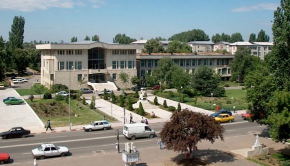 Egy nap és fél éjszaka turkáltak a Teleorman megyei tanács iratai közt