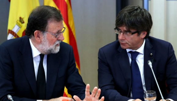 A katalánok nemcsak a függetlenségtől, de az autonómiától is elbúcsúzhatnak