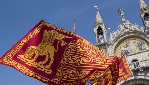 Csak szólunk, hogy Észak-Olaszországban is a szélesebb autonómiáról szavaznak