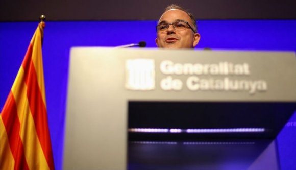 A spanyol alkotmánybírósággal védetné meg magát a katalán kormány