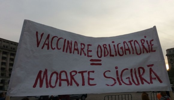 A kötelező védőoltások ellen tüntettek Bukarestben
